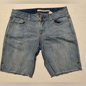 DKNY Blue Jean Denim Shorts Medium Wash  Womens Size 12